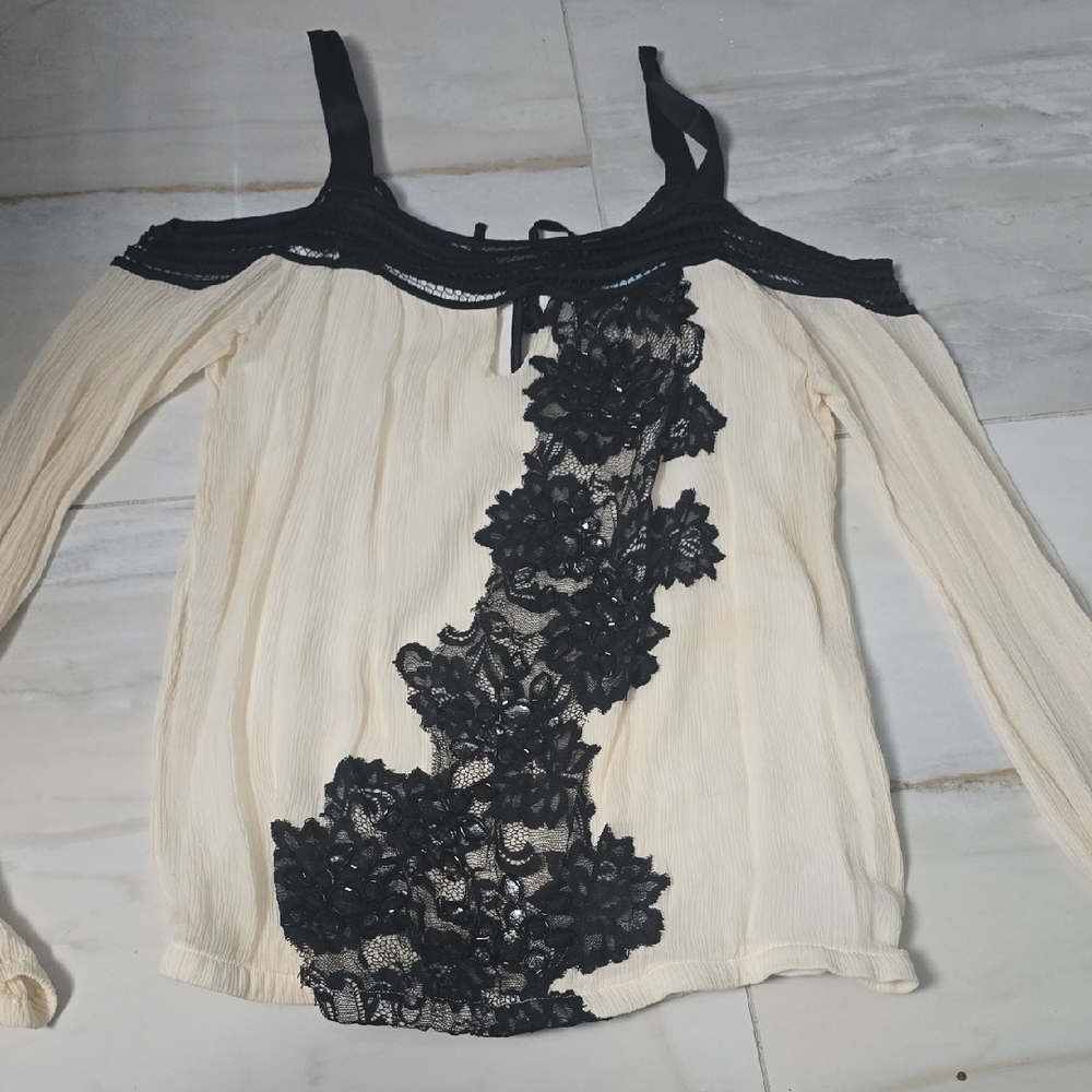 Guess by Marciano Cream and Black Lace Accent Blouse